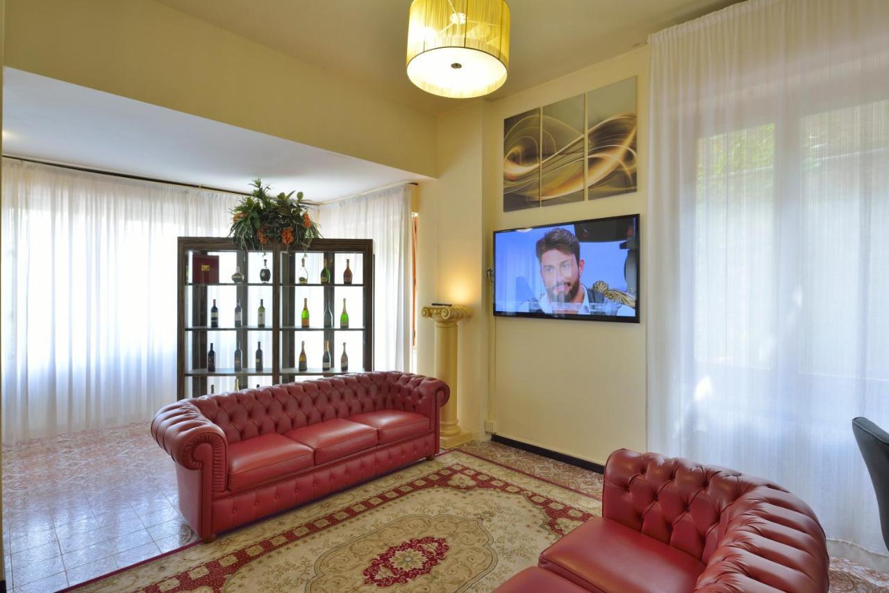 Hotel Attico Кианчано Терме Екстериор снимка