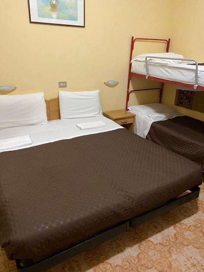 Hotel Attico Кианчано Терме Екстериор снимка