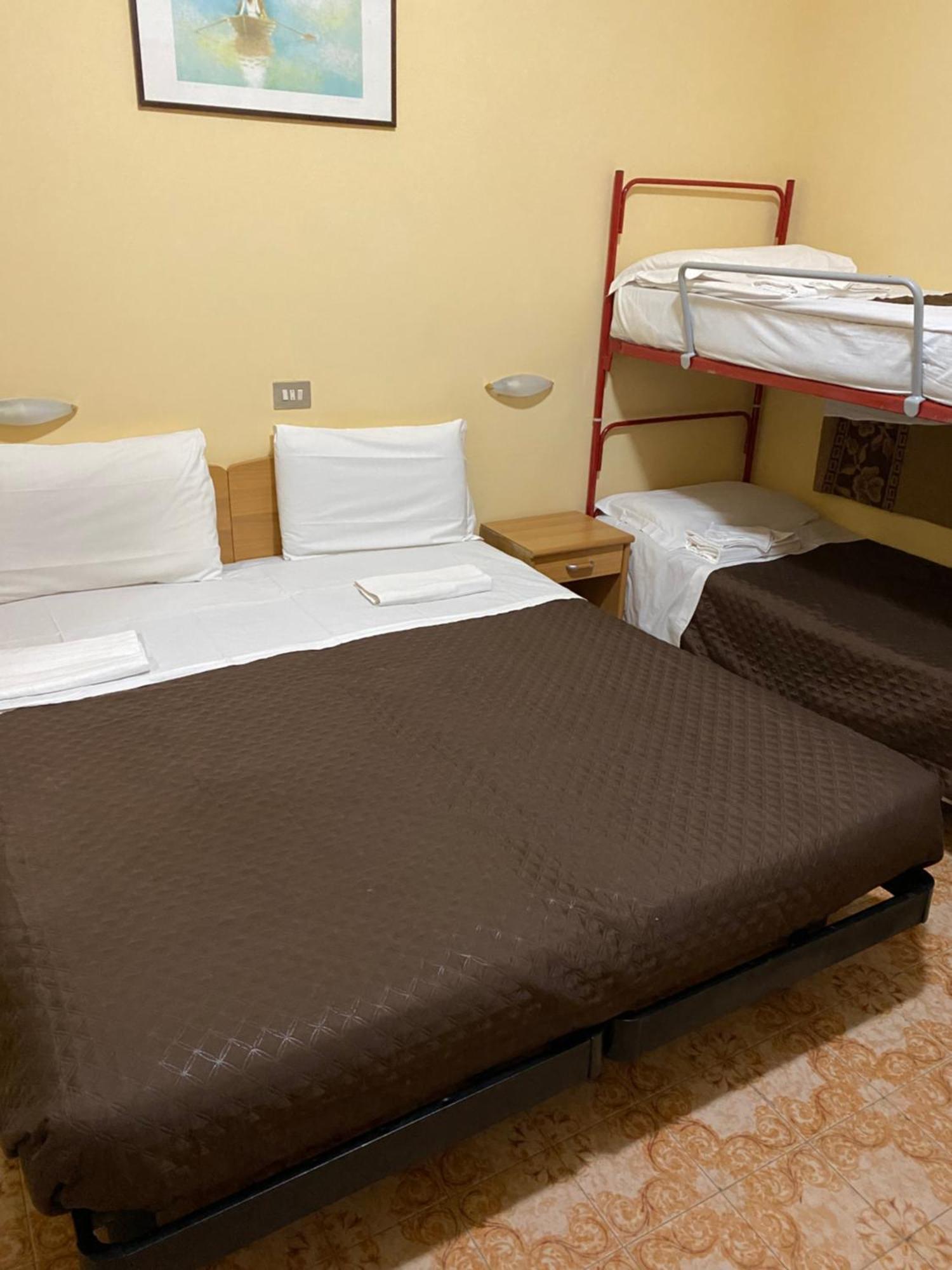 Hotel Attico Кианчано Терме Екстериор снимка