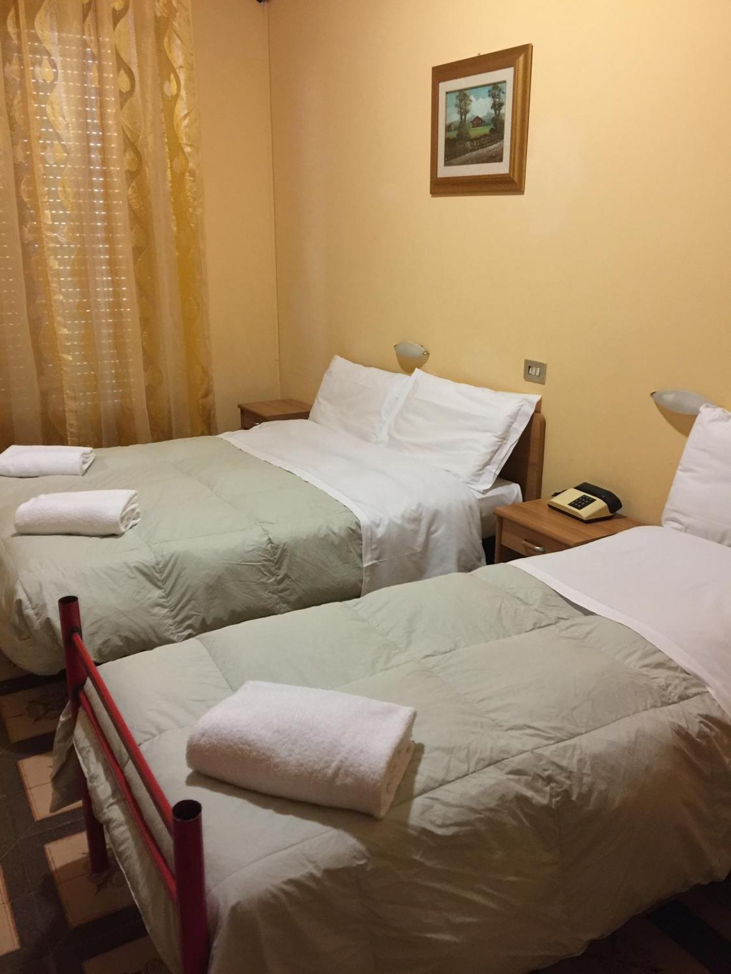 Hotel Attico Кианчано Терме Екстериор снимка